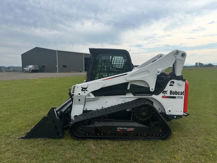 2021 BOBCAT T870