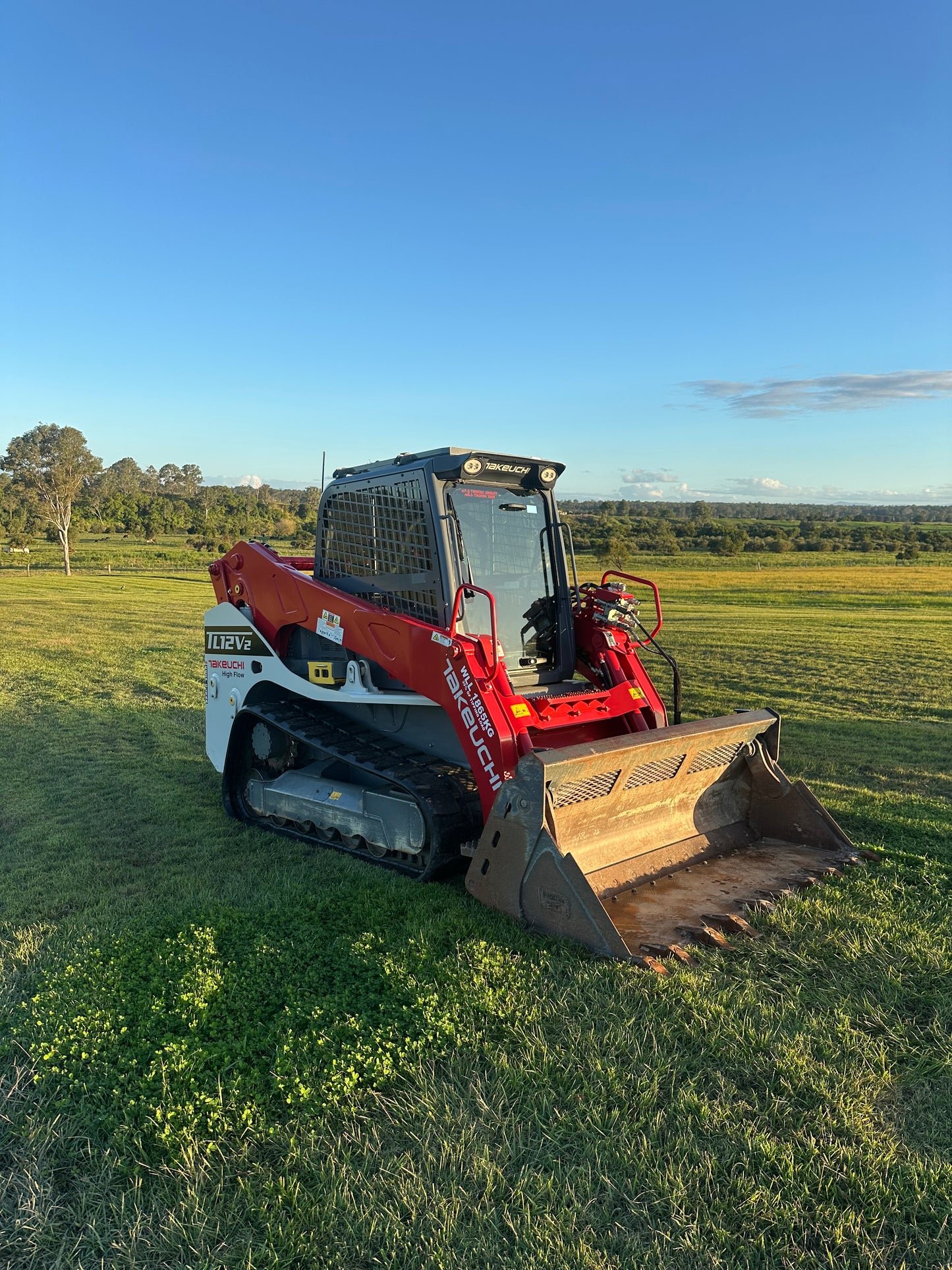 2023 Takeuchi TL12V-2