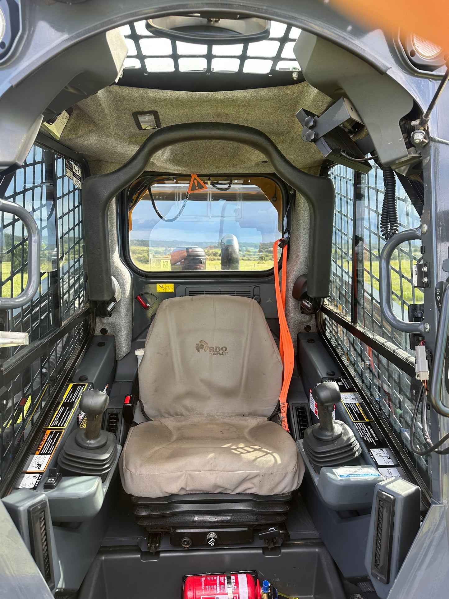 2022 John Deere 331G