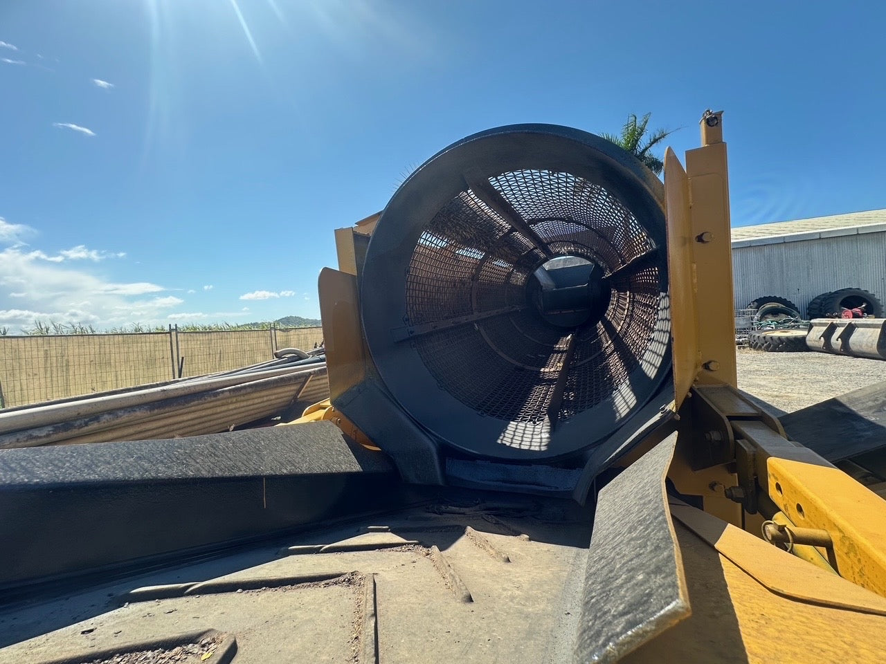 2012 Anaconda  TD516 Track Trommel