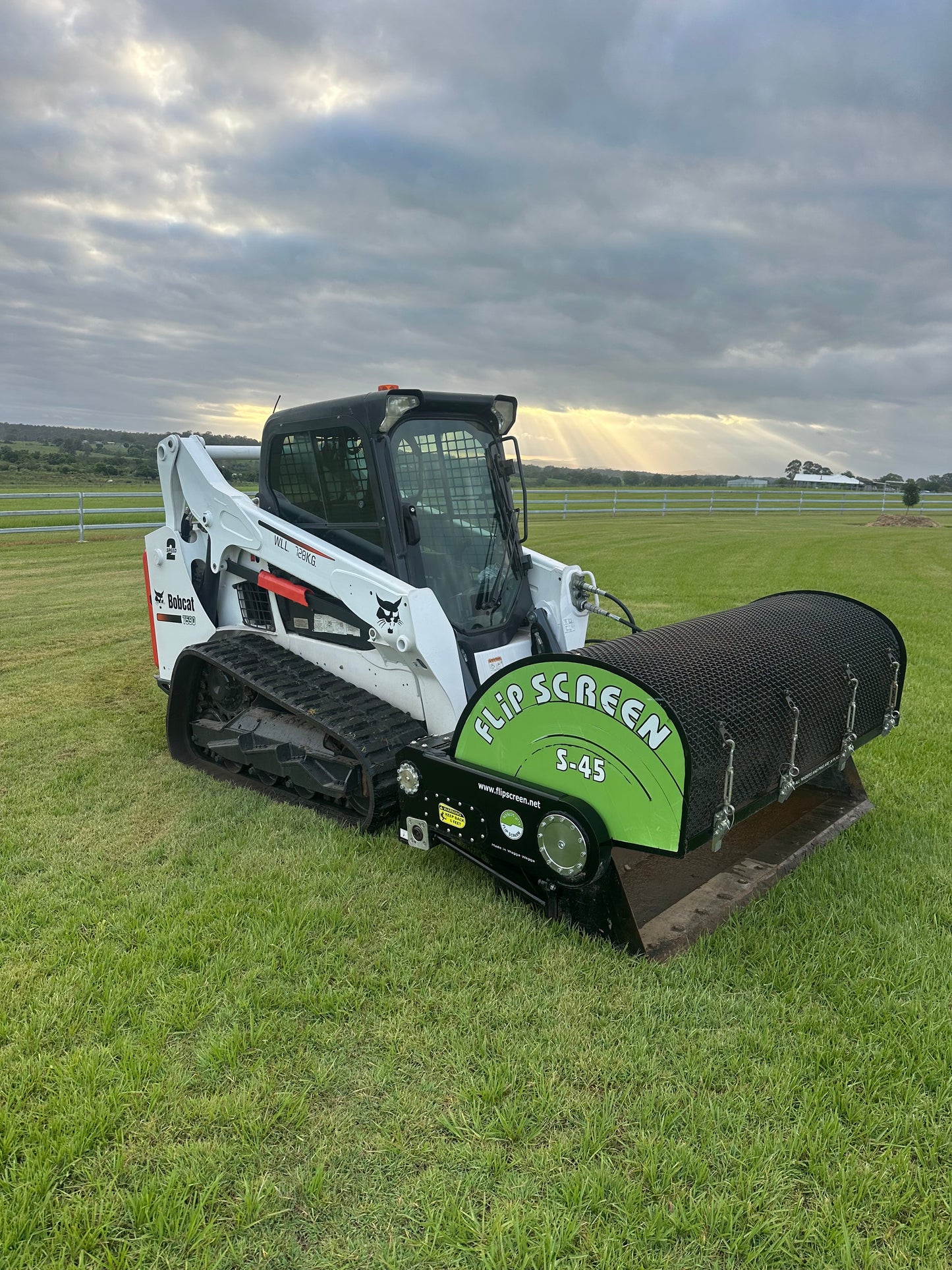 2022 Flip screen S45