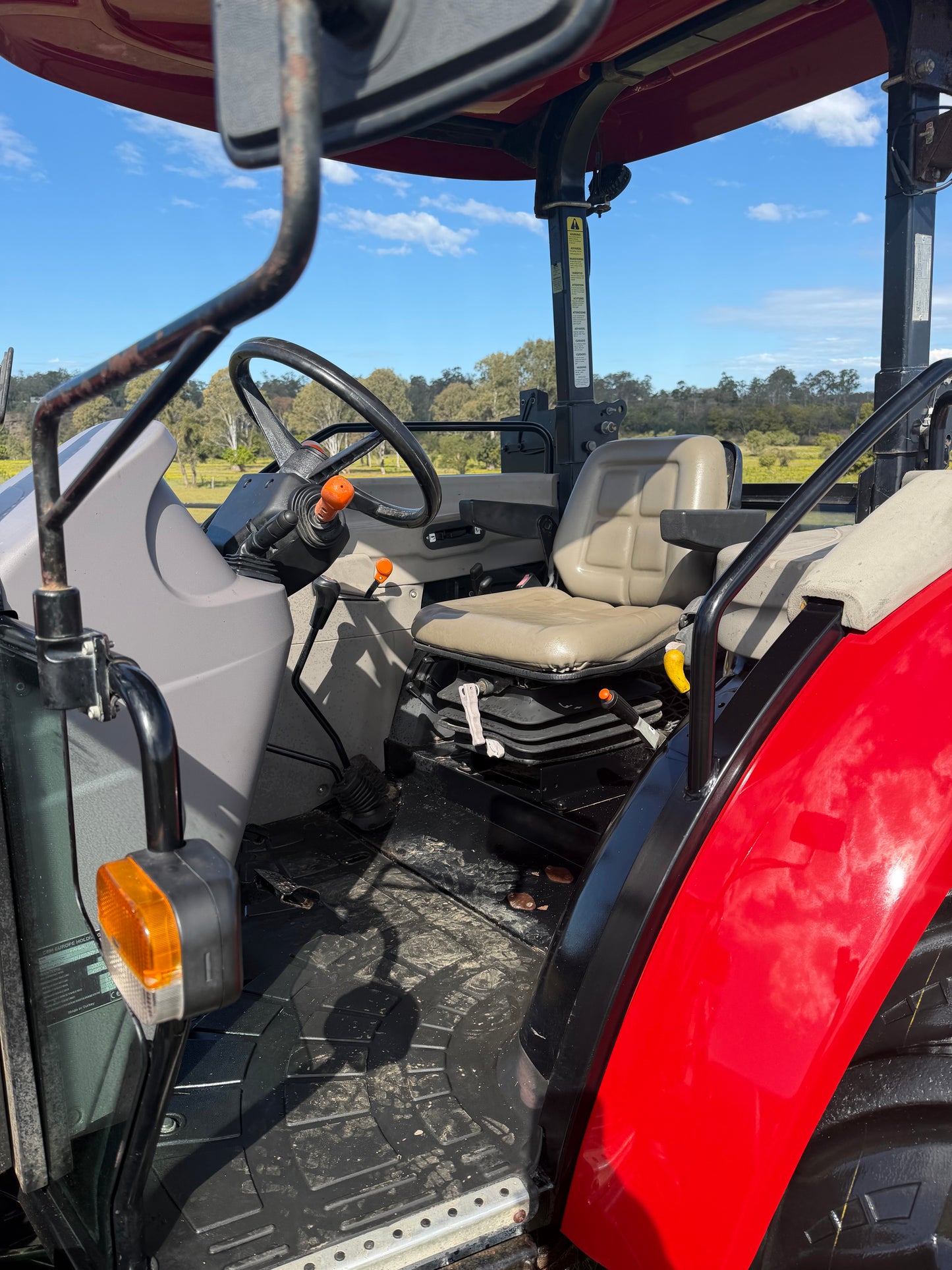 Case 100JX FARMALL
