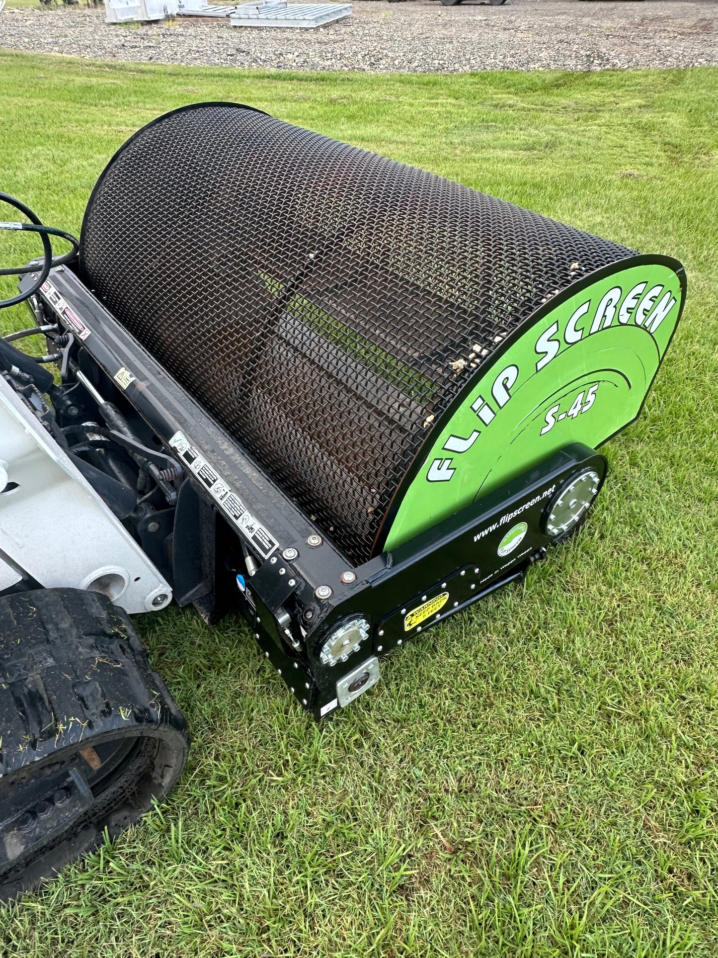 2022 Flip screen S45