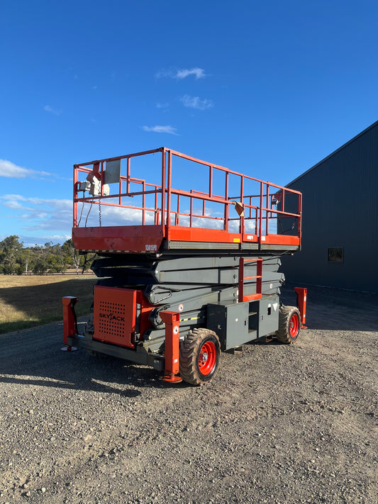 2013 Skyjack SJ9250RT
