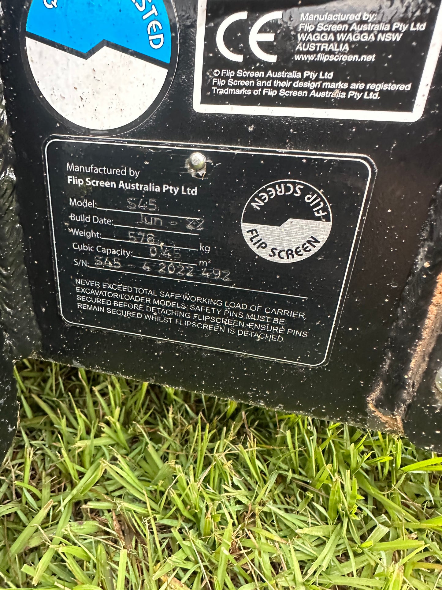 2022 Flip screen S45