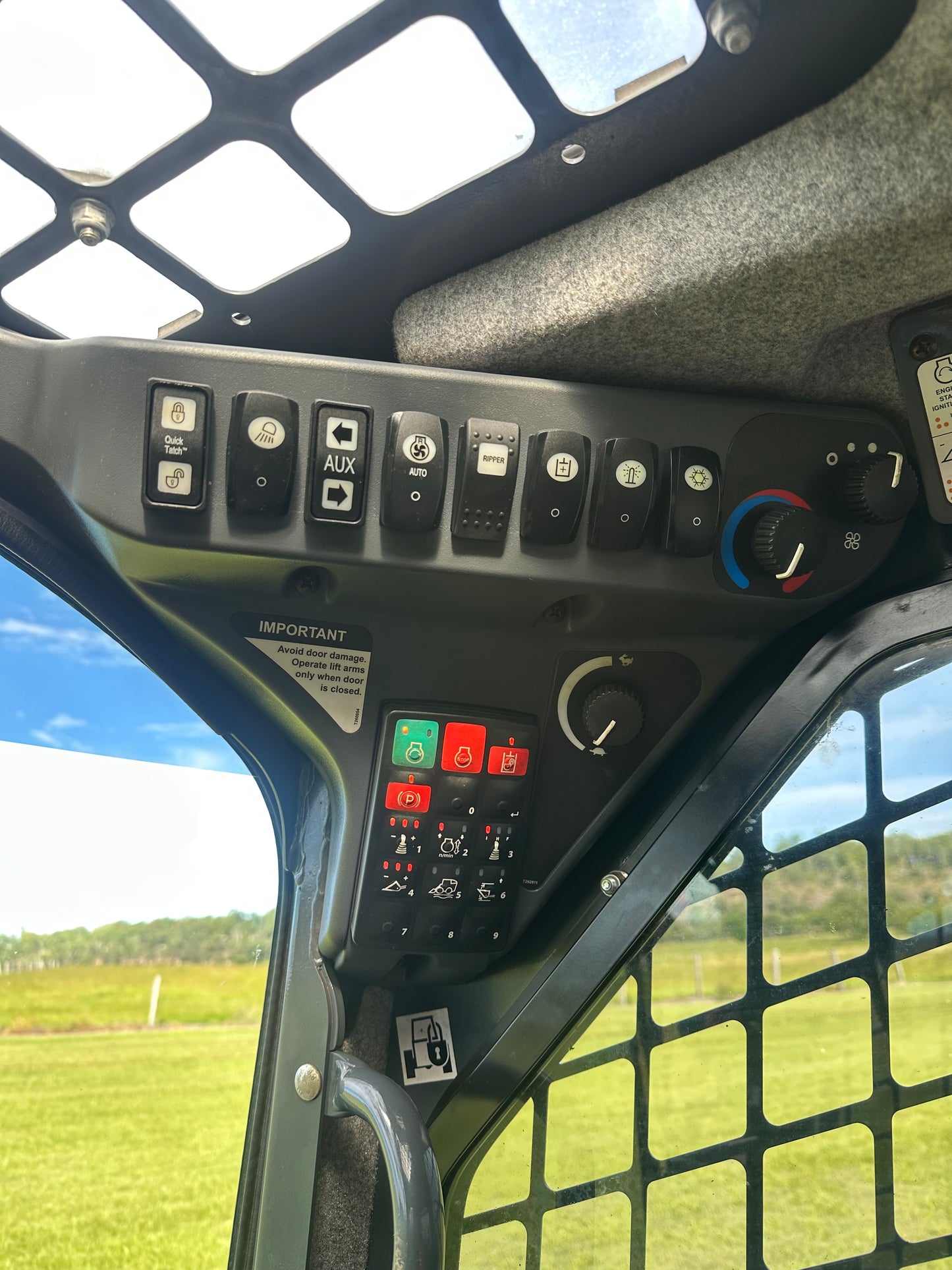 2022 John Deere 331G