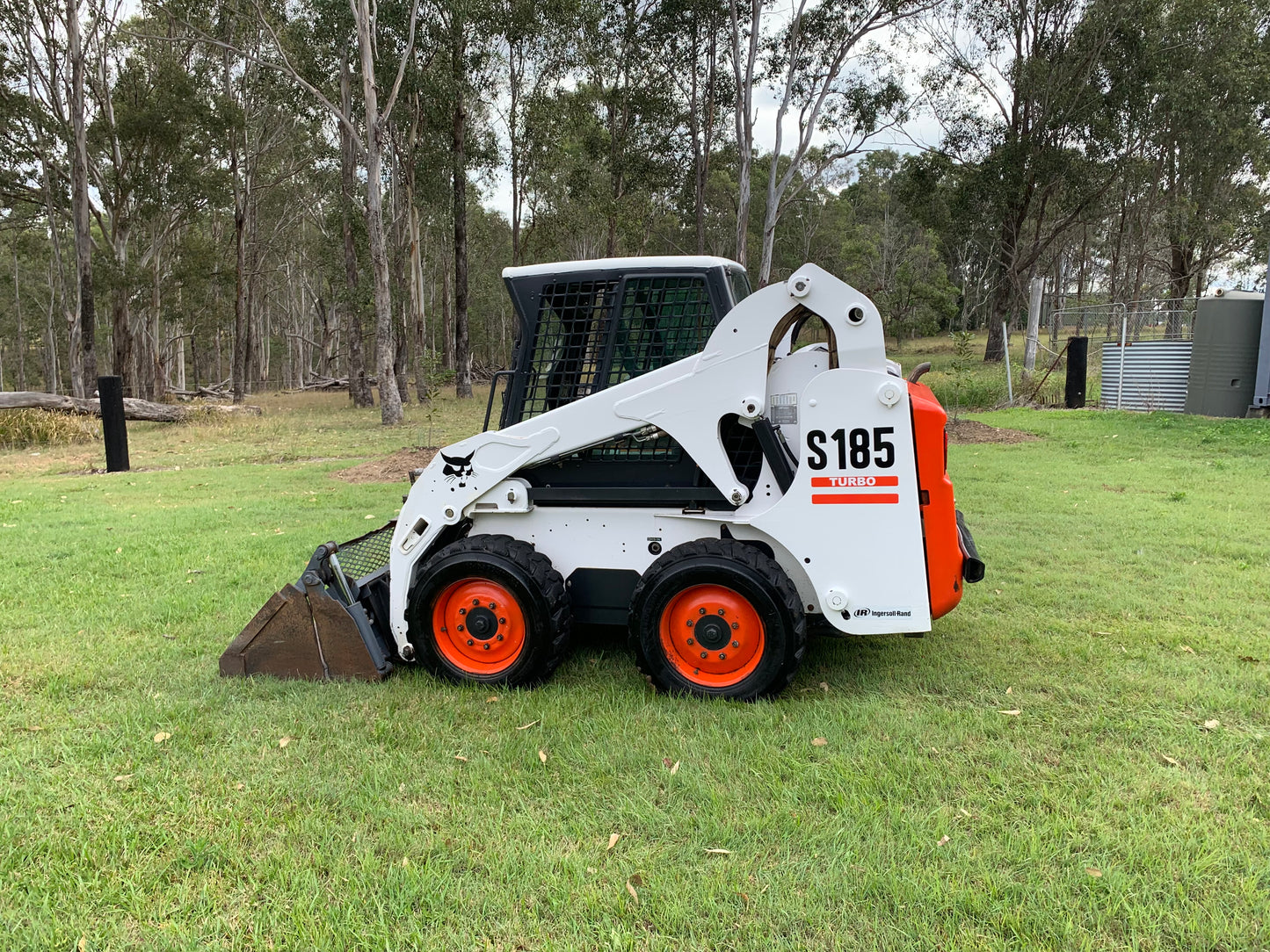 2004 Bobcat S185