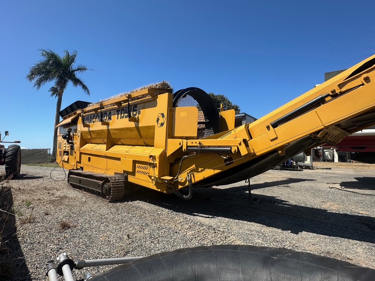 2012 Anaconda  TD516 Track Trommel