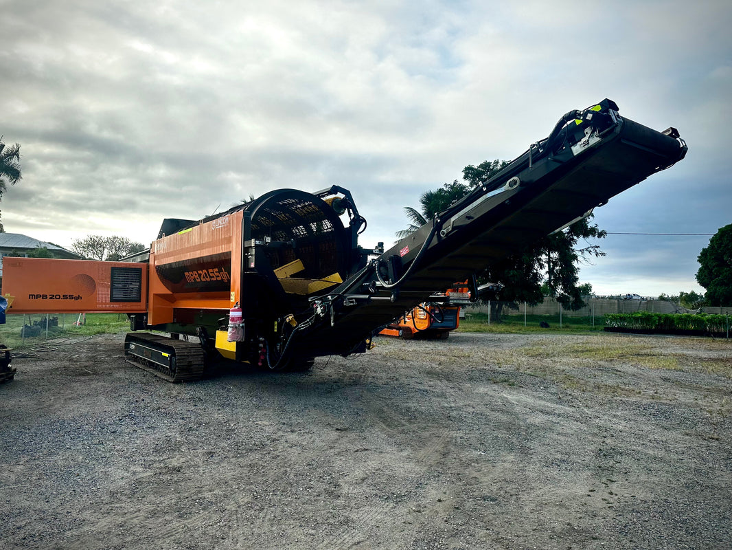 Earthmoving and farm equipment sales – DS Equipment Sales
