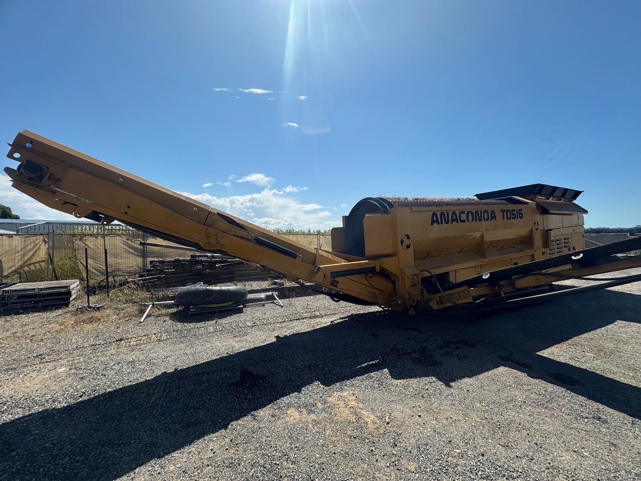 2012 Anaconda  TD516 Track Trommel
