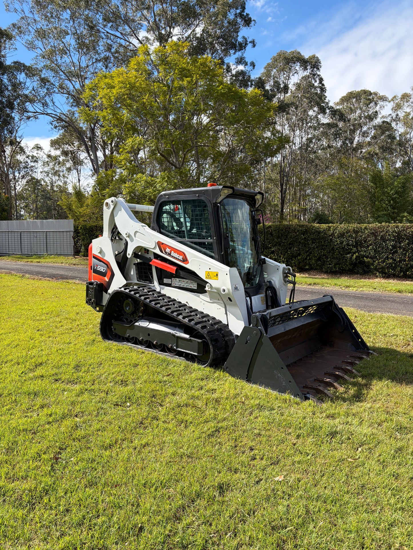 2021 Bobcat T590