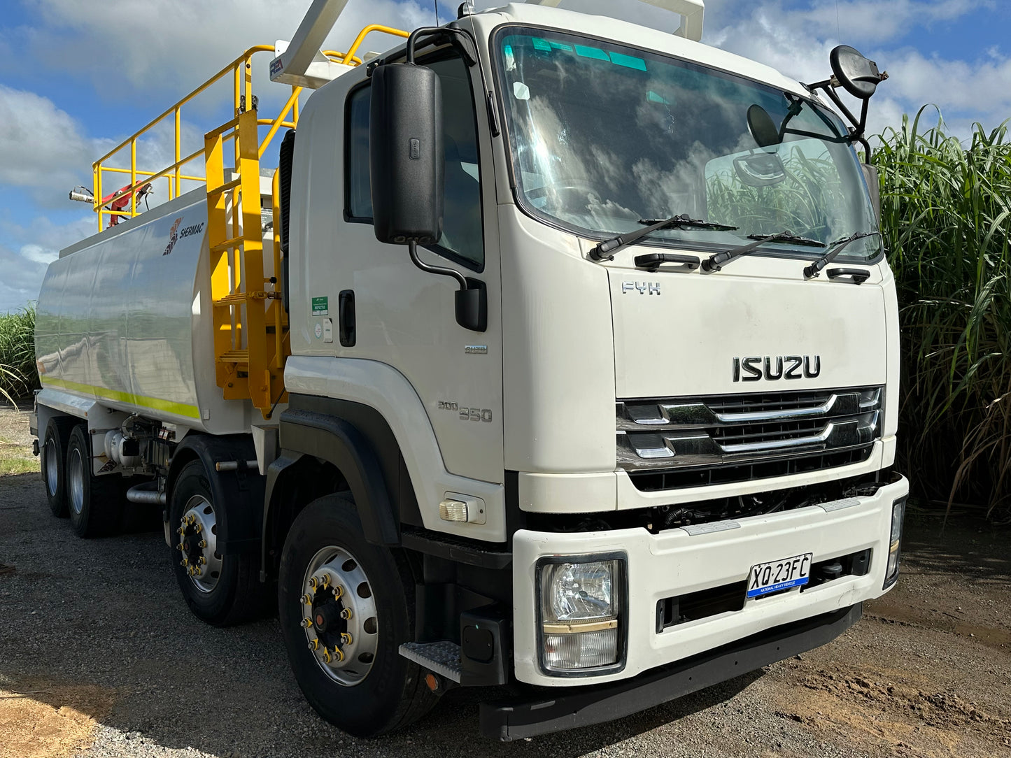 2018 Isuzu 8 x 4 Water Cart