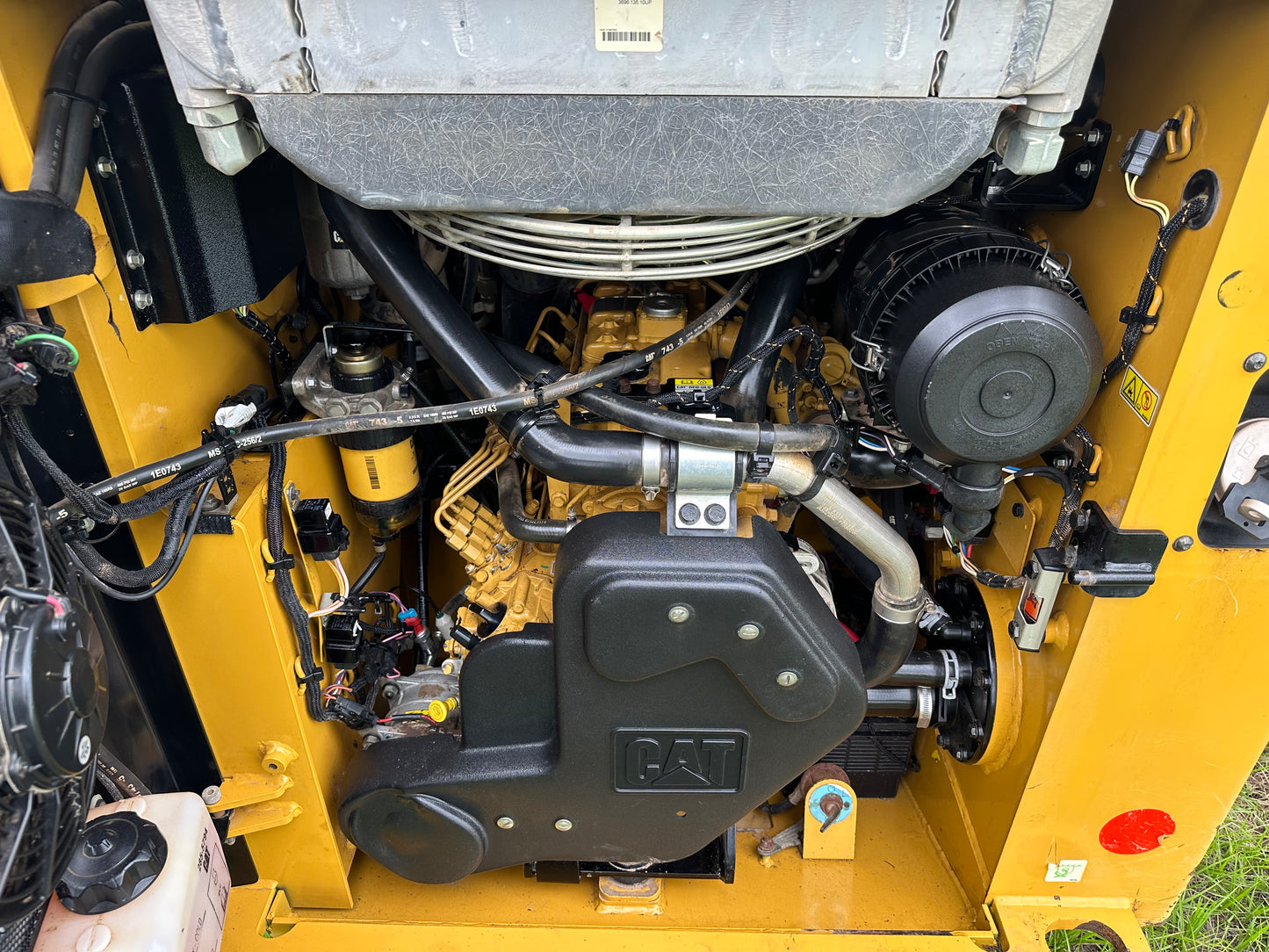 2016 Cat 239D High flow – DS Equipment Sales