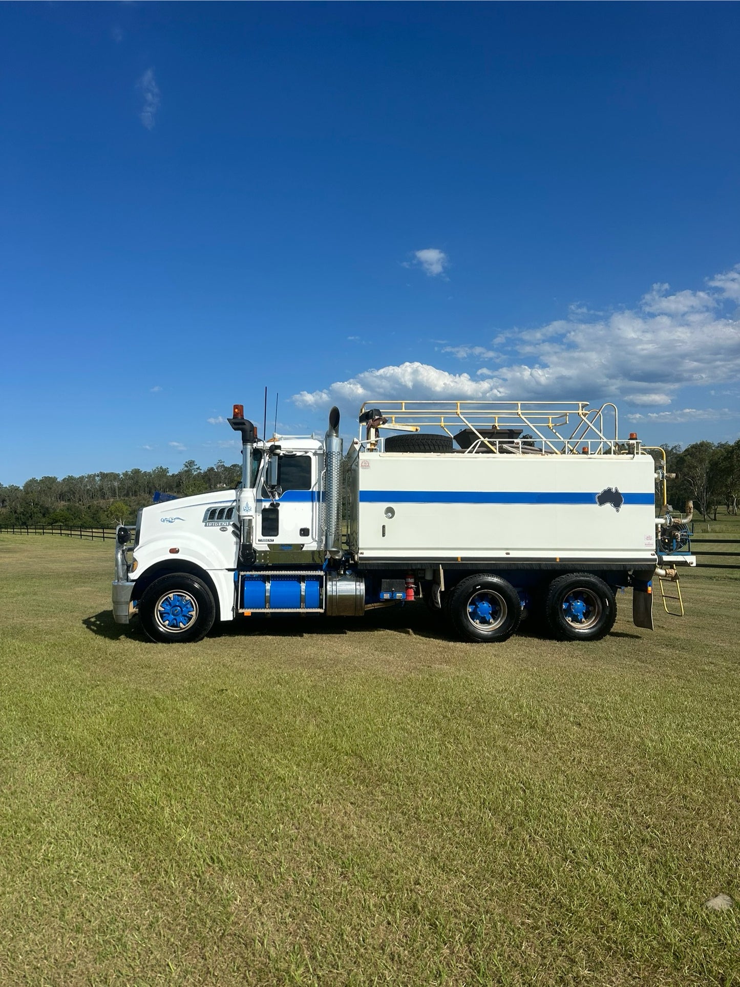 2013 Mack Trident Water Cart