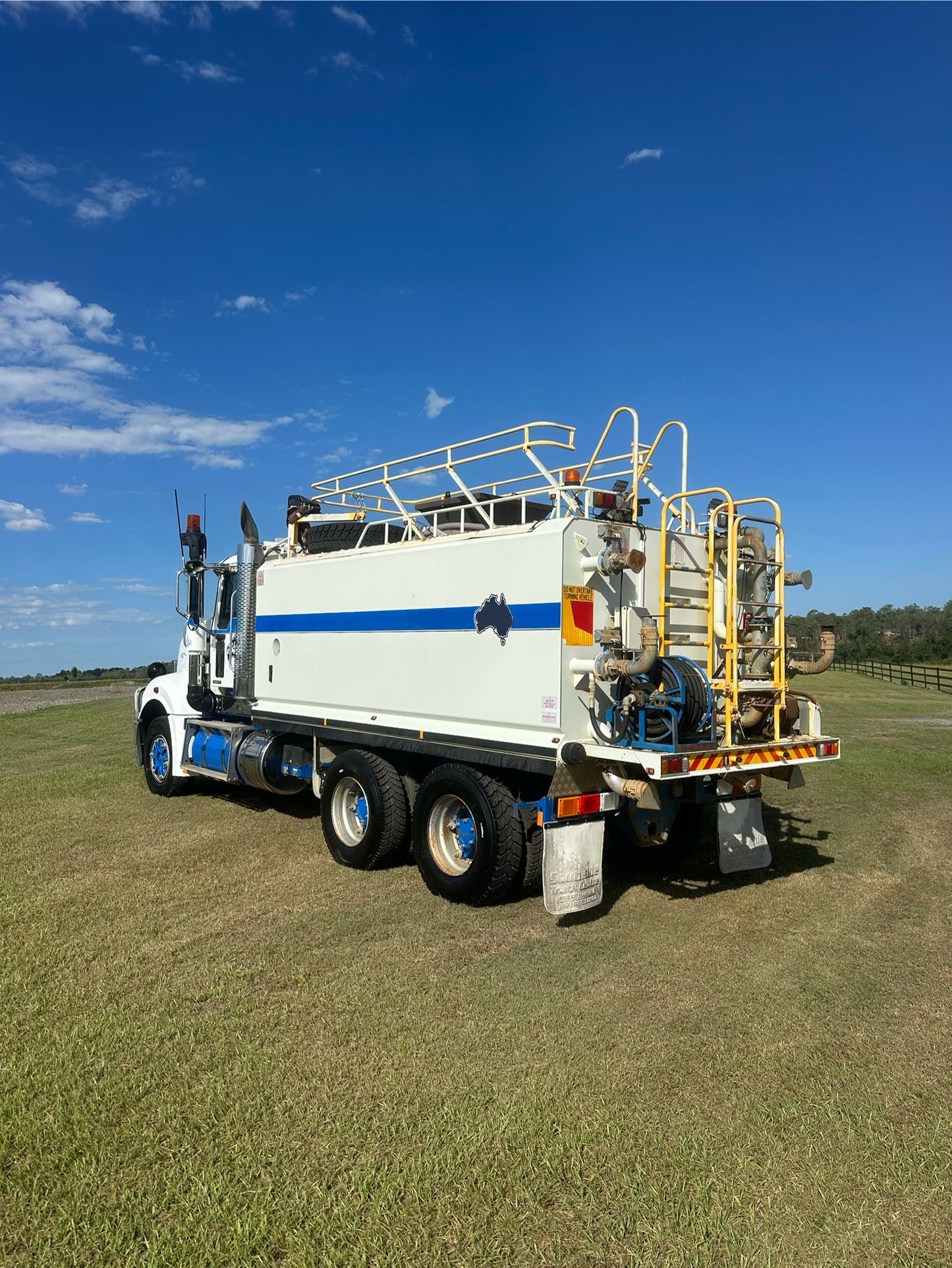 2013 Mack Trident Water Cart