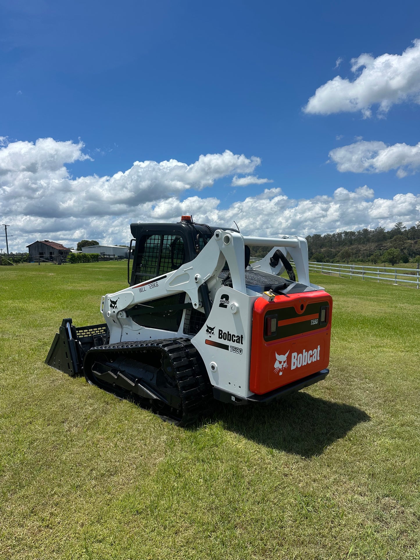 2017 Bobcat T590