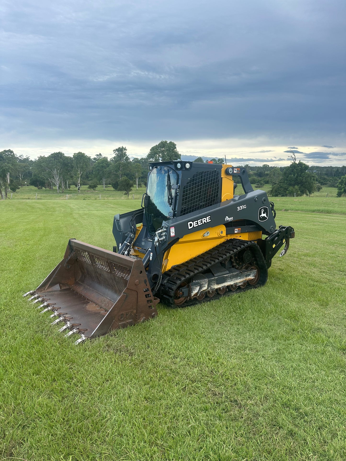 2022 John Deere 331G