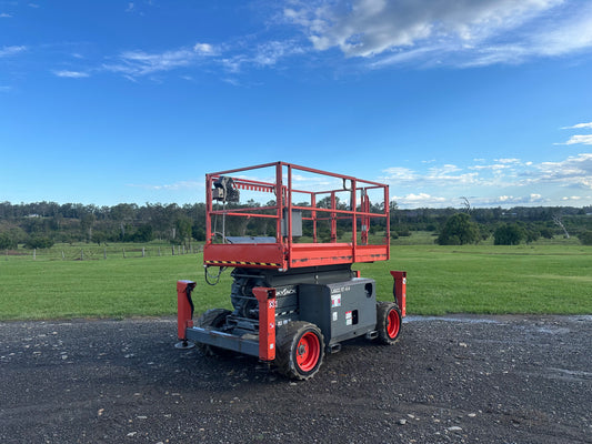 2015 Skyjack Diesel Scissor Lift
