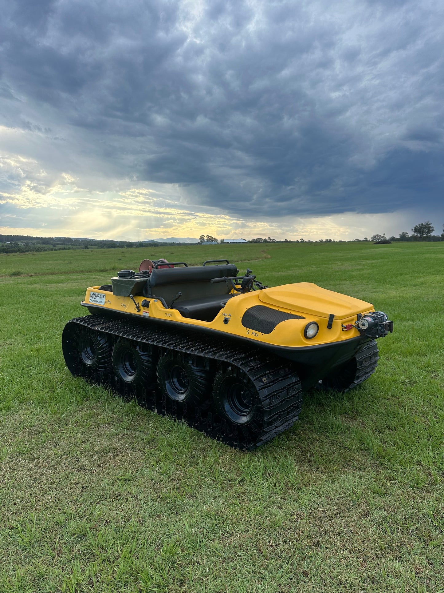 2010 Argo 8x8 Frontier