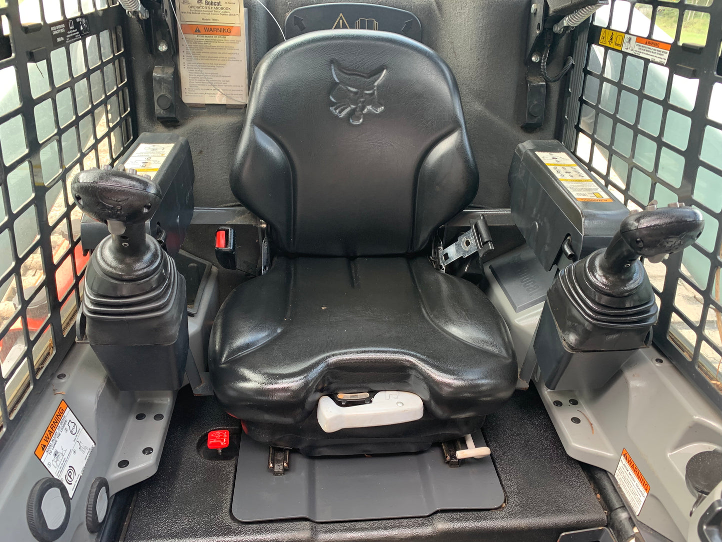 2021 BOBCAT T870