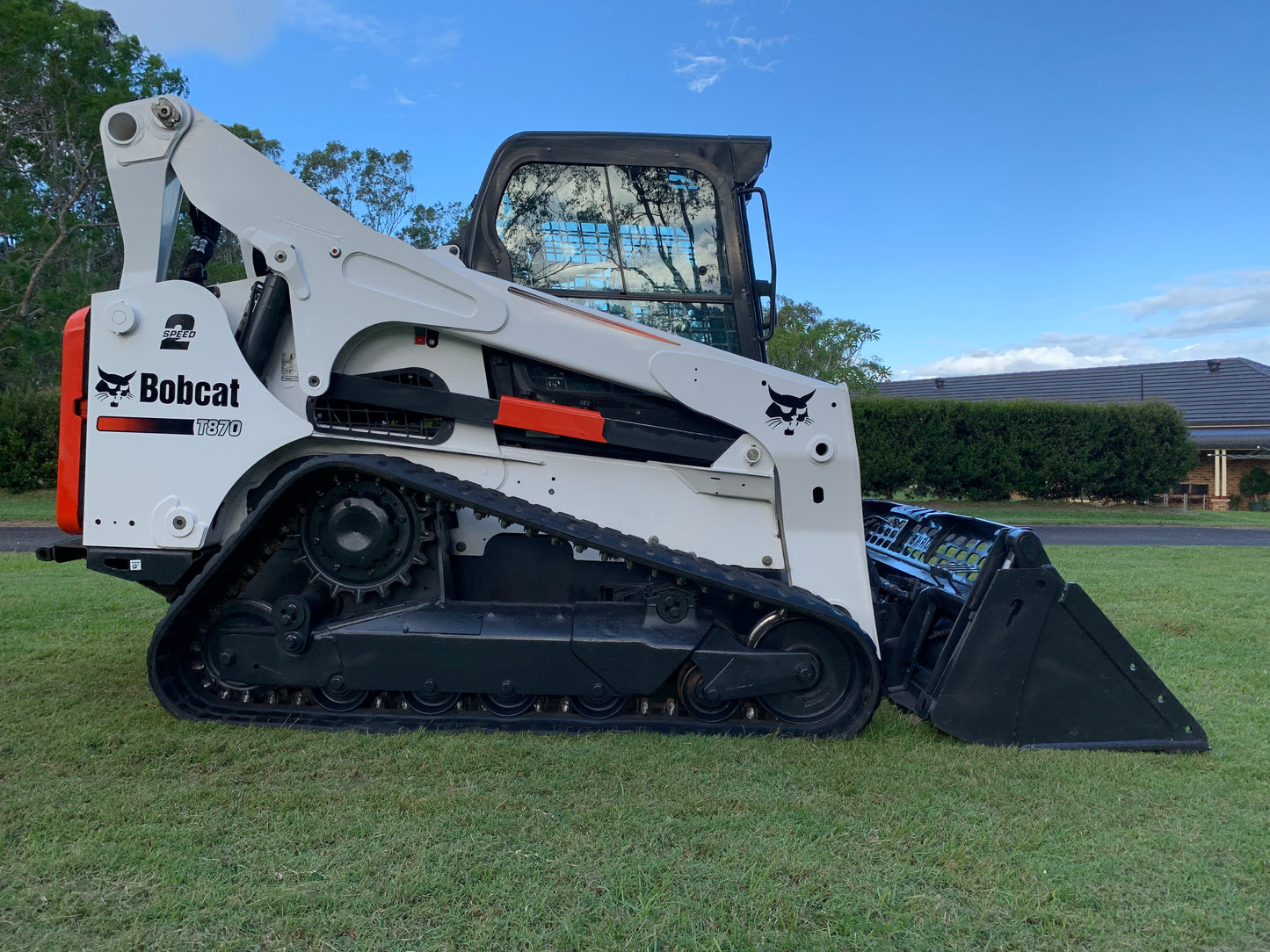 2021 BOBCAT T870
