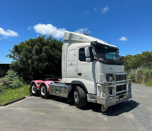 2010 Volvo FH16  Prime Mover